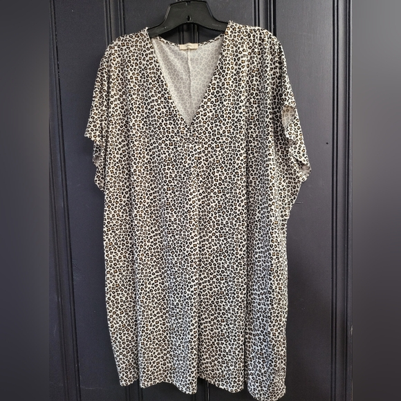 entro Dresses & Skirts - Entro Leopard Print Tunic